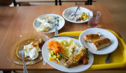 Patikrinus mokyklų valgyklas, nustatyta nemažai pažeidimų