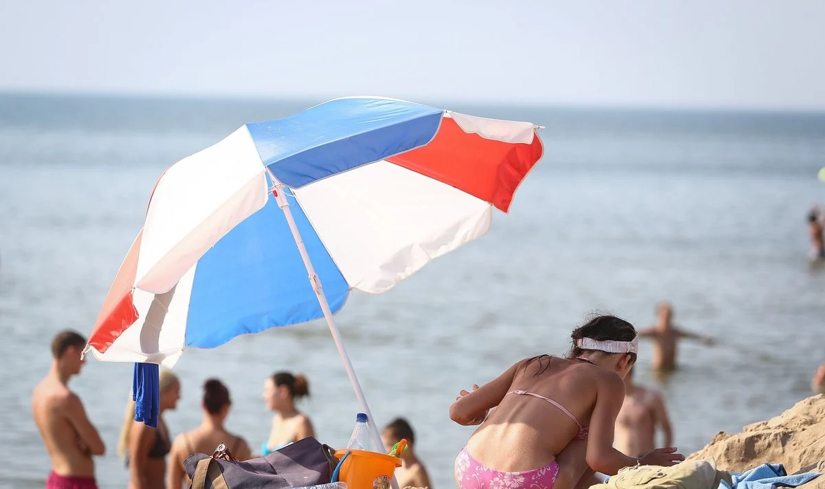 Palangoje vaikai buvo viliojami pasenusiais traškučiais