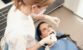 Mini implantai – revoliucija grąžinanti šypseną