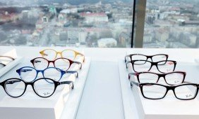 Kai akių korekcija lazeriu negalima: ar visą gyvenimą teks nešioti akinius?