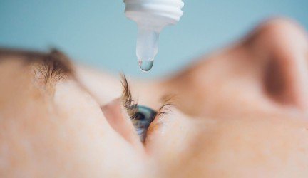 8 akių sausumo priežastys: jį gali sukelti netgi hormonų pokyčiai ar vaistai