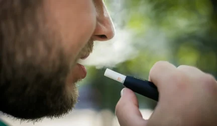 Sveikatos ekspertai: Lietuvai būtina tabako žalos mažinimo koncepcija