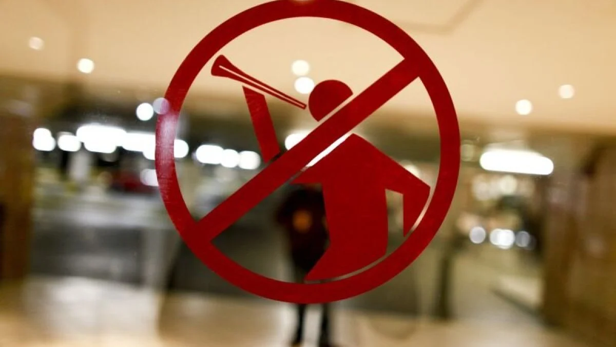 Triukšmas darbe gali pakenkti ne tik klausai: ekspertė vardija ir kitas problemas, tyrimas siūlo sprendimą