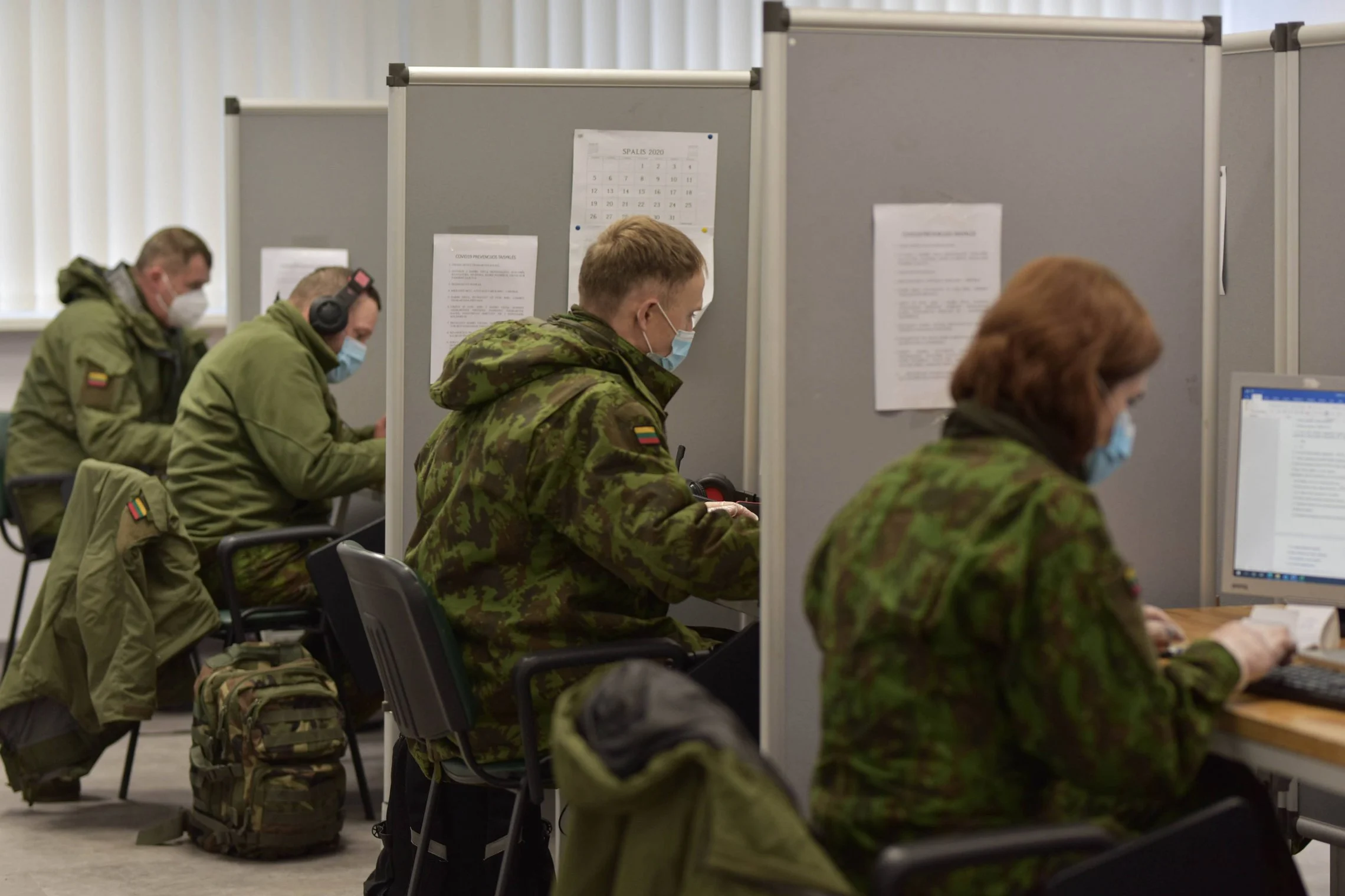 NVSC padedantys kariai savanoriai: susitelkę pandemiją įveiksime