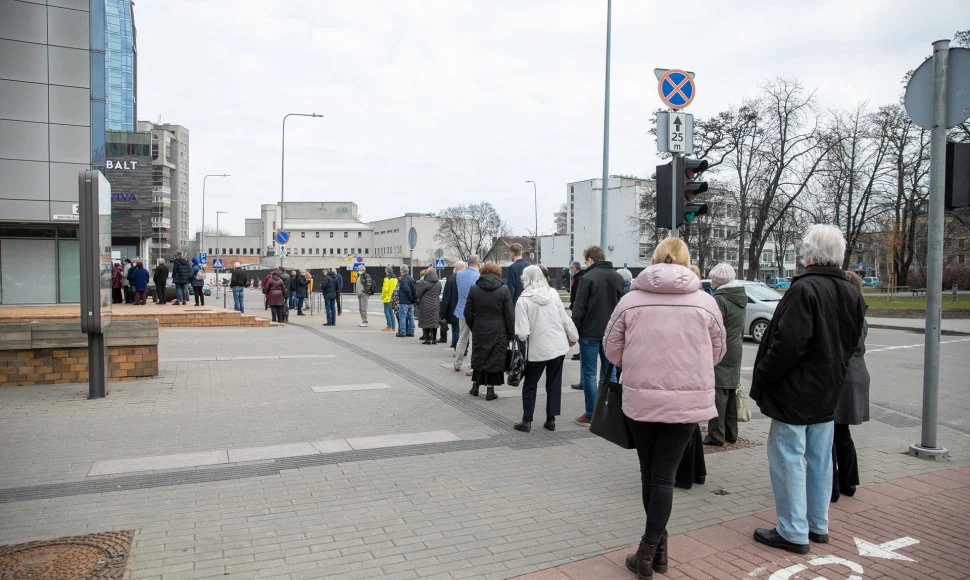 Nuo COVID-19 jau paskiepytas kas penktas Lietuvos gyventojas