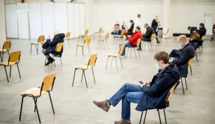 Užsienyje paskiepyti arba persirgę Lietuvos gyventojai gaus ES Skaitmeninį COVID pažymėjimą