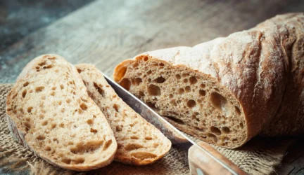 Patarimai, kurie padės namuose išsikepti ypatingo skonio duonos