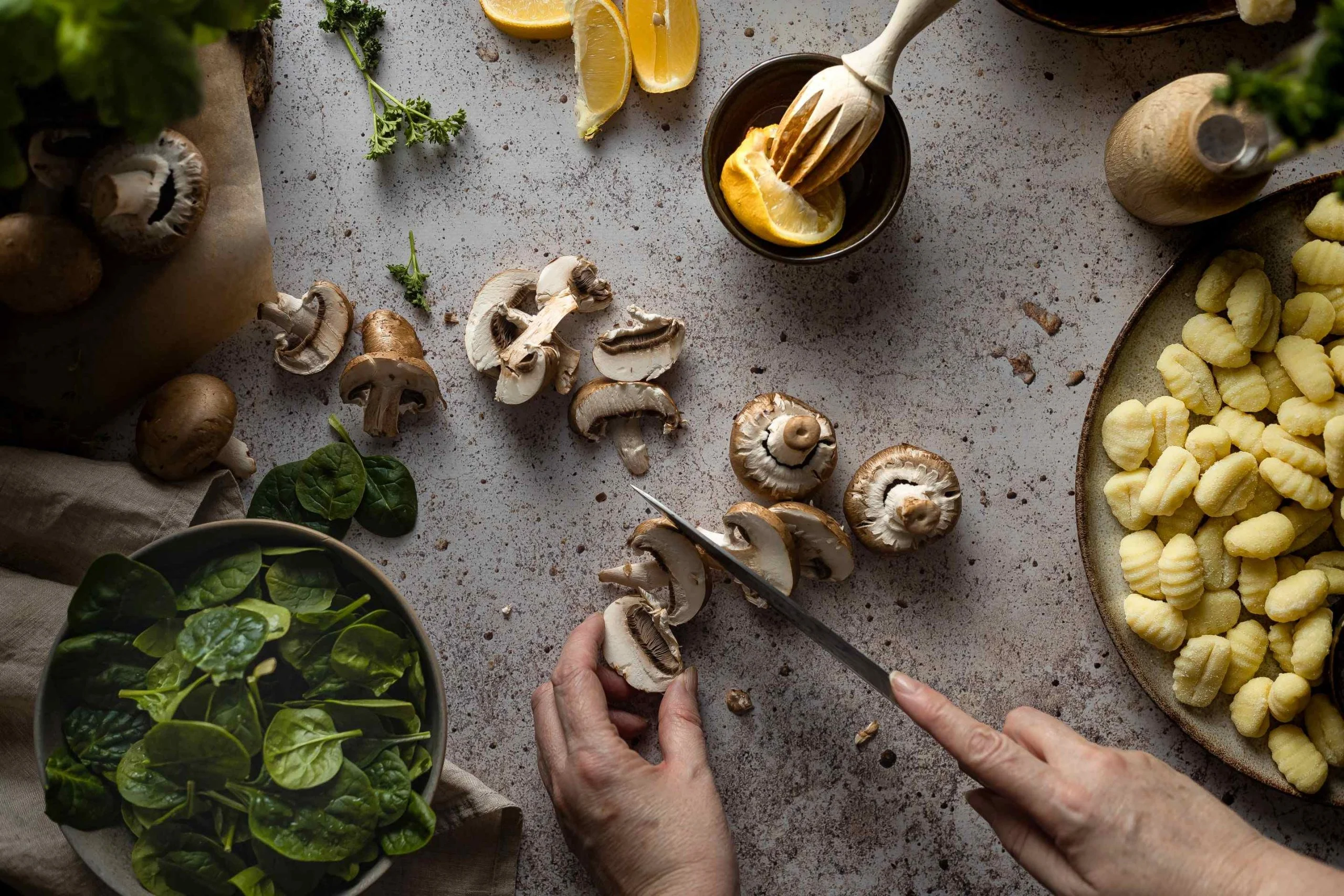 Įvertino, kaip keičiasi lietuvių mitybos įpročiai ir kokios naujos tendencijos aktualiausios