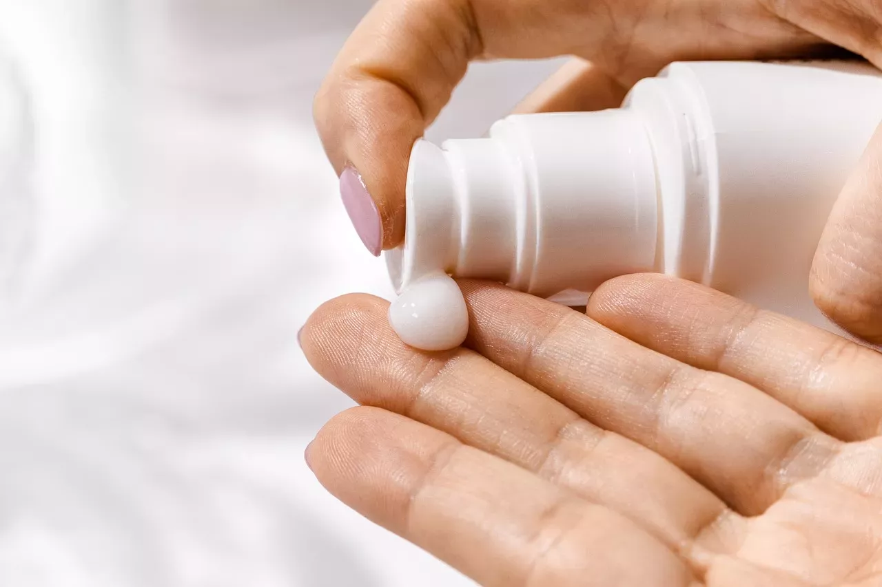 Rankų odos būklė – ne tik estetinė problema, kartais ji gali įspėti ir apie vitaminų trūkumą