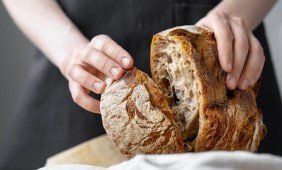 Dietistė pataria, kaip pasirinkti tinkamiausią duoną