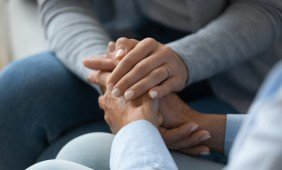 Psichologė apie emocinės būsenos svarbą onkologiniams ligoniams: sveikimas prasideda nuo tikėjimo