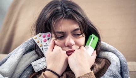 Receptas nuo peršalimo: vaistininkė atskleidžia, ką susirgus svarbiausia kasdien vartoti