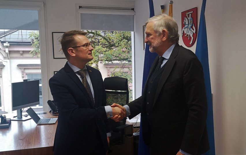 Sveikatos apsaugos ministras A. Dulkys susitiko su Italijos ambasadoriumi