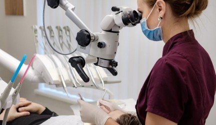 Mikrochirurginė endodontija – paskutinė viltis išgelbėti Jūsų dantis