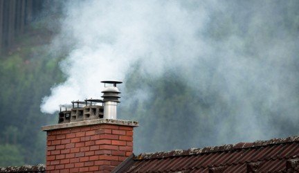 Apsinuodijimas smalkėmis
