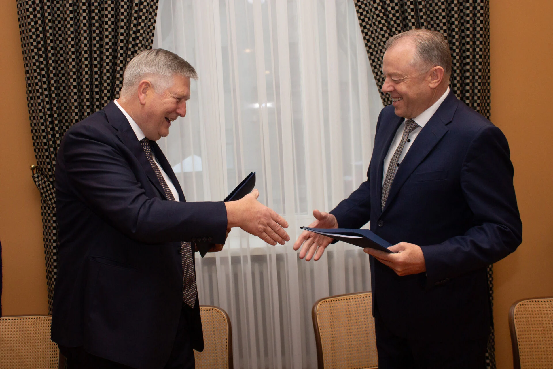 Odontologijos fakulteto statybos rangos sutartis