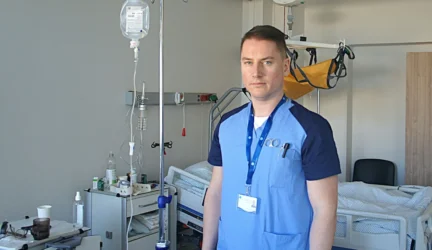 Respublikinės Šiaulių ligoninės Geriatrijos skyriaus slaugytojas Mindaugas Giniotis.