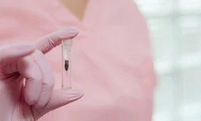 Dantų implantų privalumai